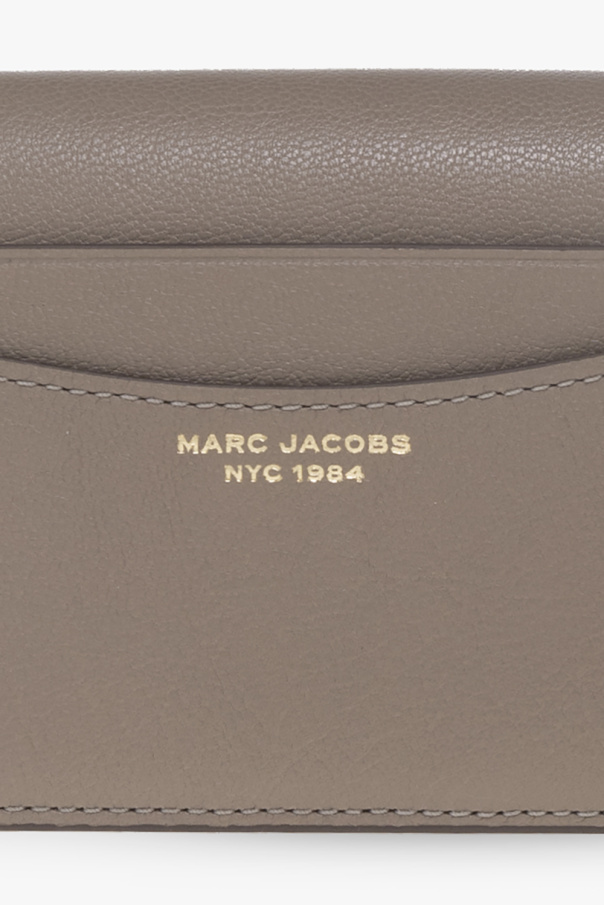★TOUT Y EST★ Slim 84 The Small Bifold WalletCement MBACS23 Amazon.com: Marc Jacobs Women's The Slim 84 Zzip Around